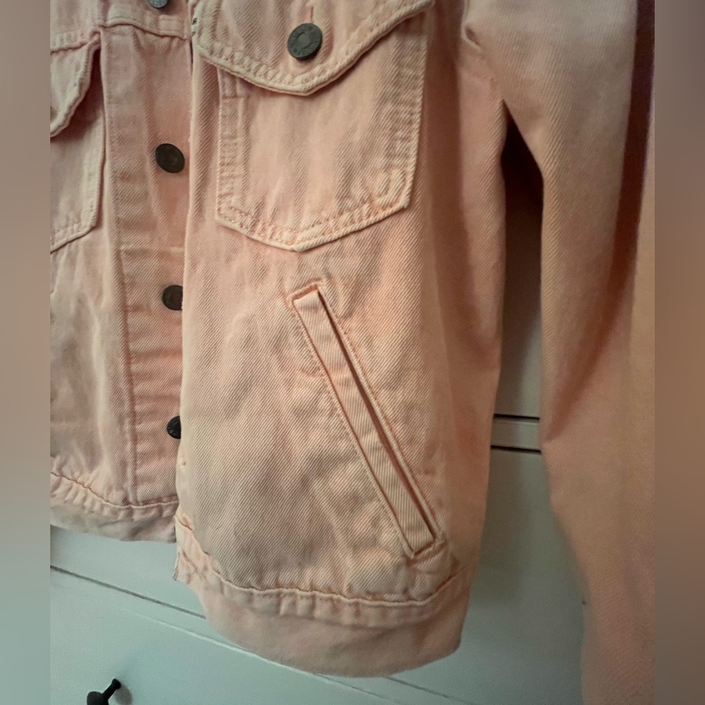 Levi’s original puff sleeve trucker Pink Denim Jacket - Picture 5 of 13